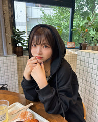 ルーズシルエットジップアップパーカー