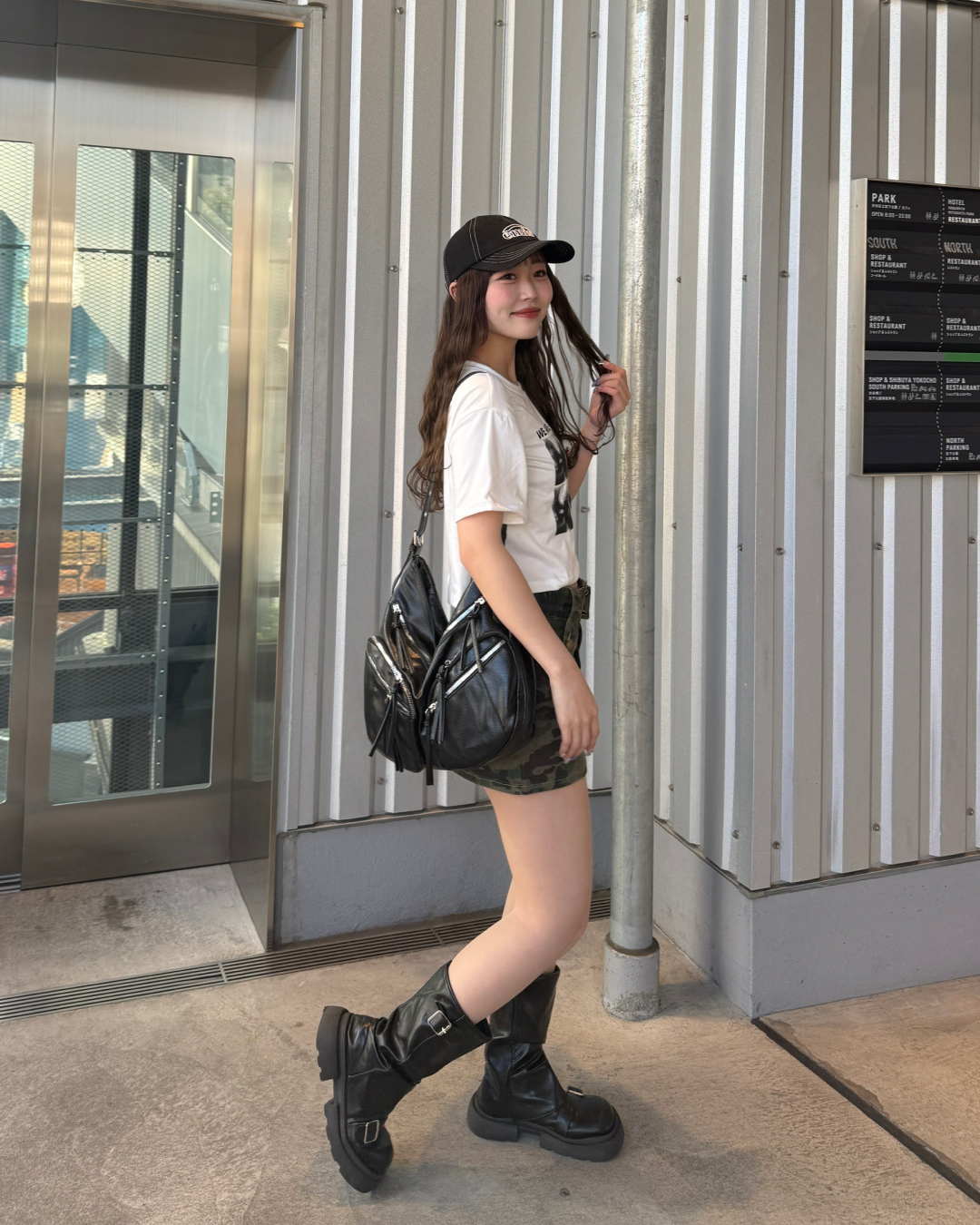 ビックポケットショルダーバッグ