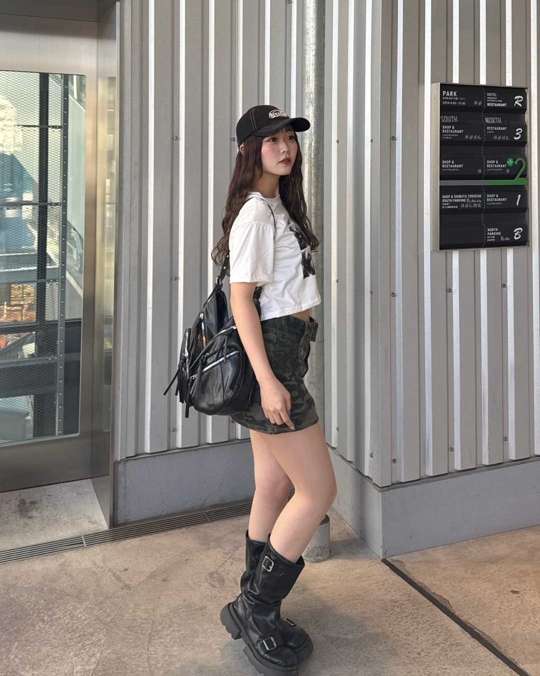 ビックポケットショルダーバッグ