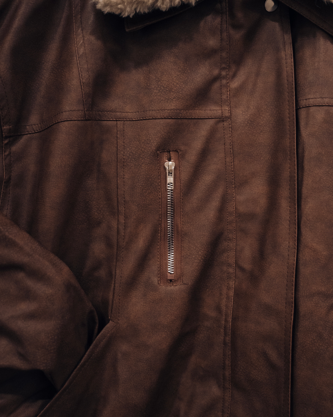 ボア襟ブラウンレザージャケット