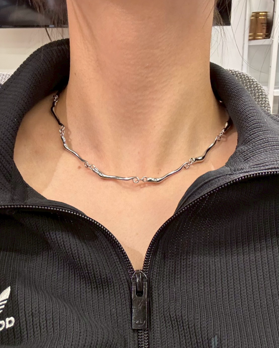 ウェーブチェーンネックレス