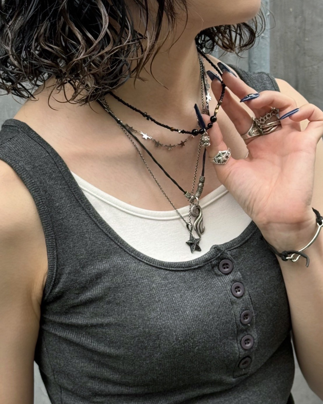 レトロビーズネックレス