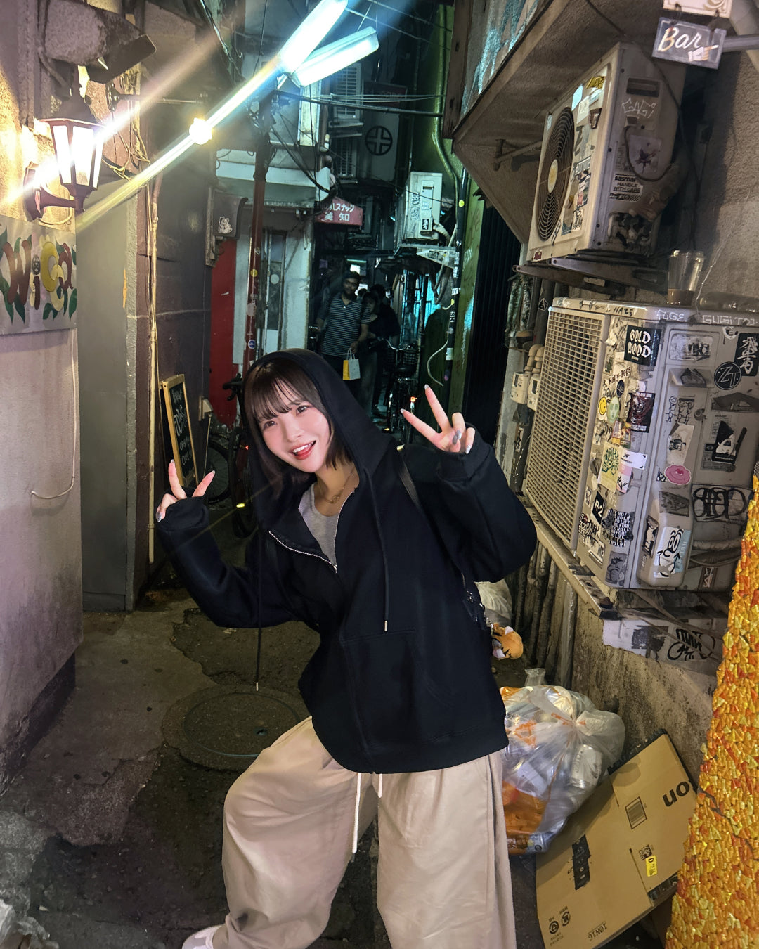 ルーズシルエットジップアップパーカー