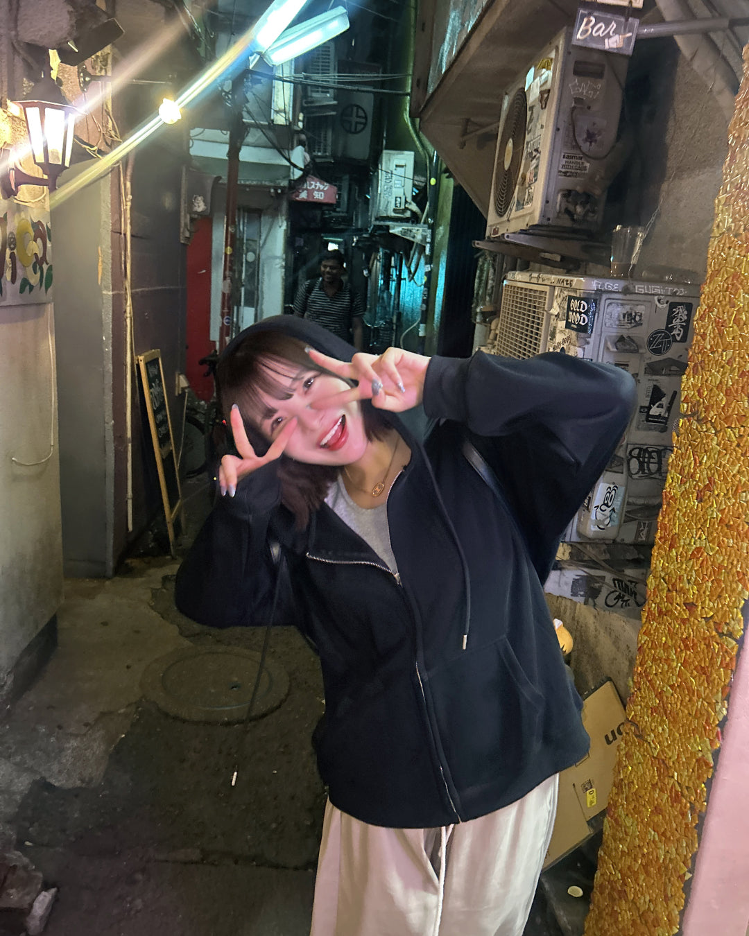 ルーズシルエットジップアップパーカー