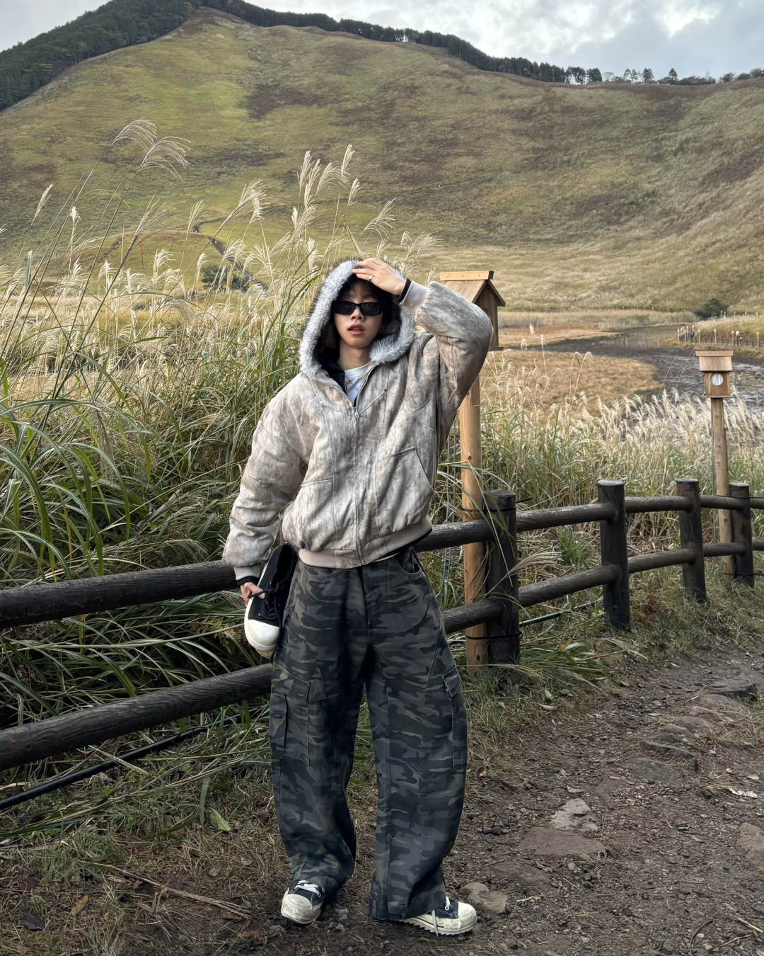 ウォッシュダメージファーフードジャケット