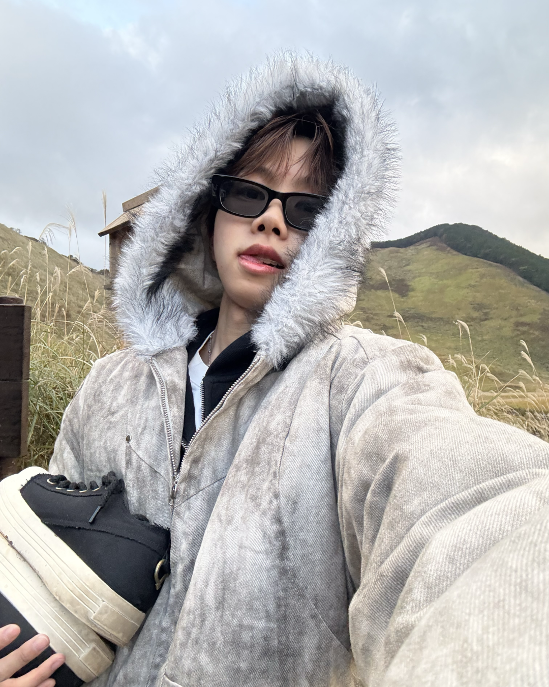 ウォッシュダメージファーフードジャケット